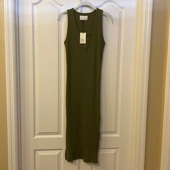 banana republic green midi dress Banana Republic Cotton Twill Utility Long Midi Dress - Cedar Olive Green